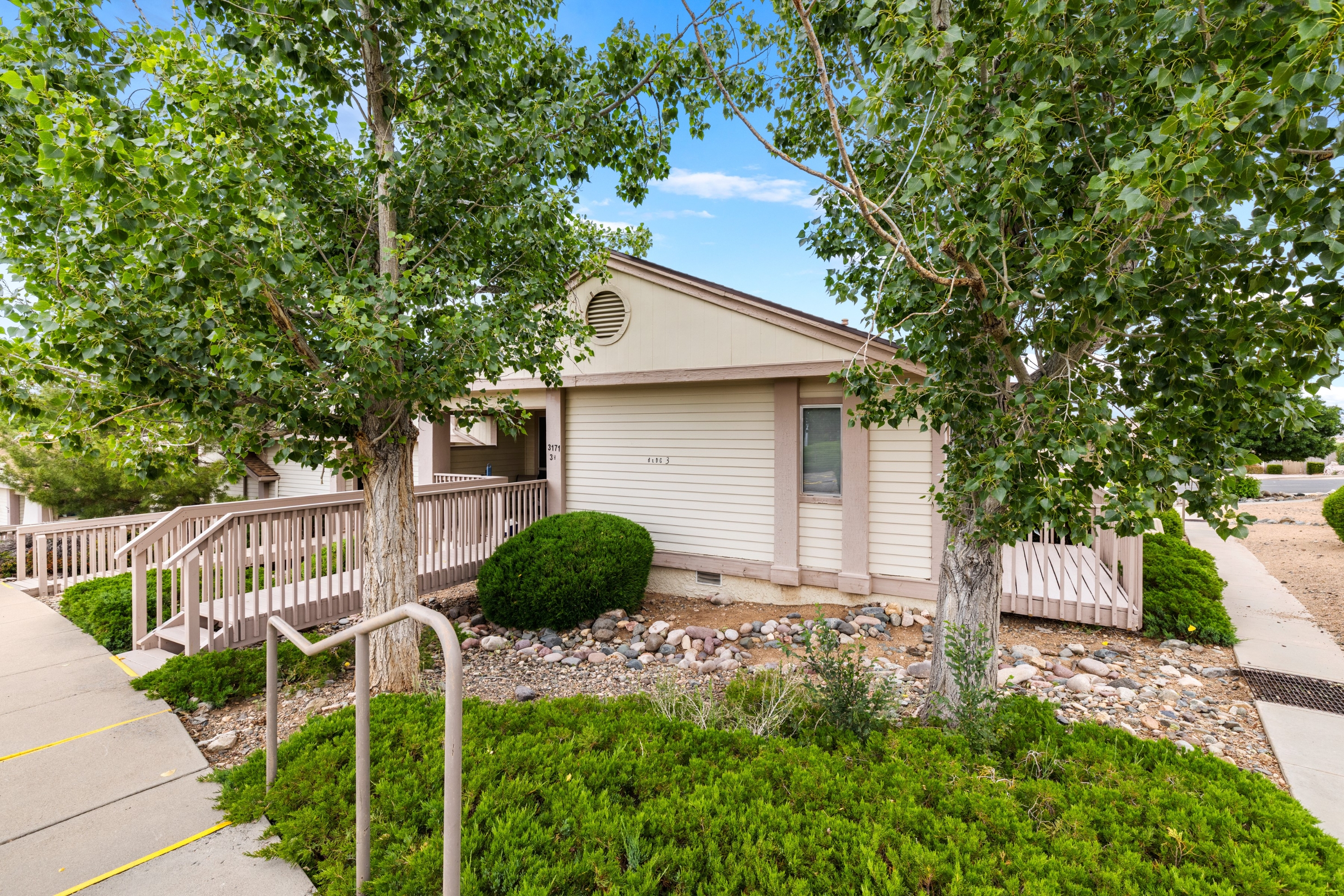 3171 Shoshone Drive